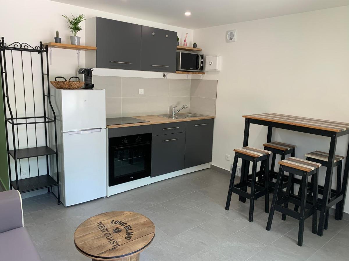 Charmant logement avec un extérieur et un jacuzzi Lançon-Provence Extérieur photo